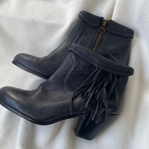 Sam Edelman Black Leather Booties. Size 9
